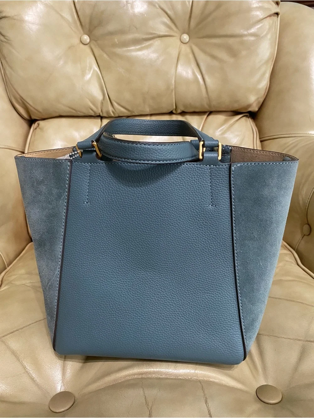 LKNW Tory Burch Dragonfly Leather Crossbody Bag Drawstring Suede McGraw Arctic